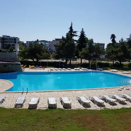 Continental Blu Готель
