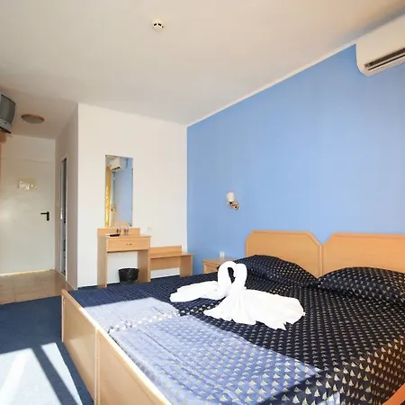 Continental Blu Готель 2*